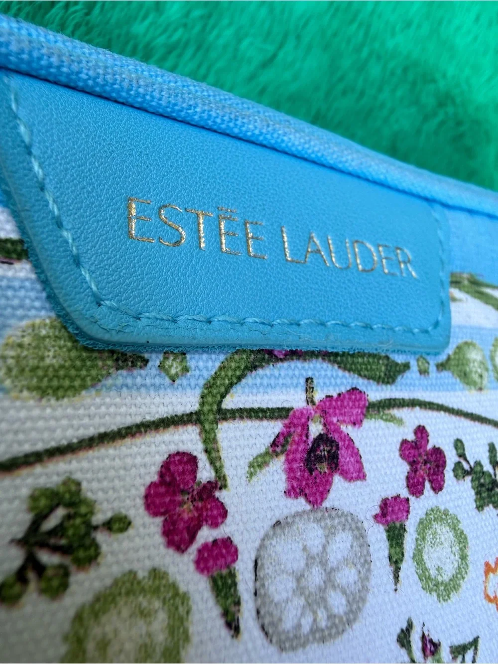 Estee Lauder-Retro style floral cosmetic bag 7”x7”